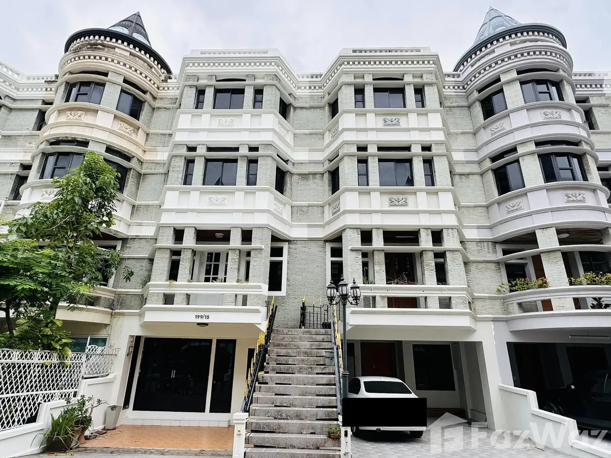 picture 4 Bedroom Townhouse for rent in Khlong Toei, Bangkok  5911447 - 11/11