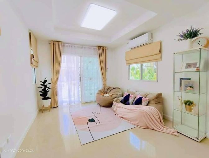 3-bed townhouse for rent, 129 sqm, 41.2 sq wah, Chuan Cheun Prachauthit