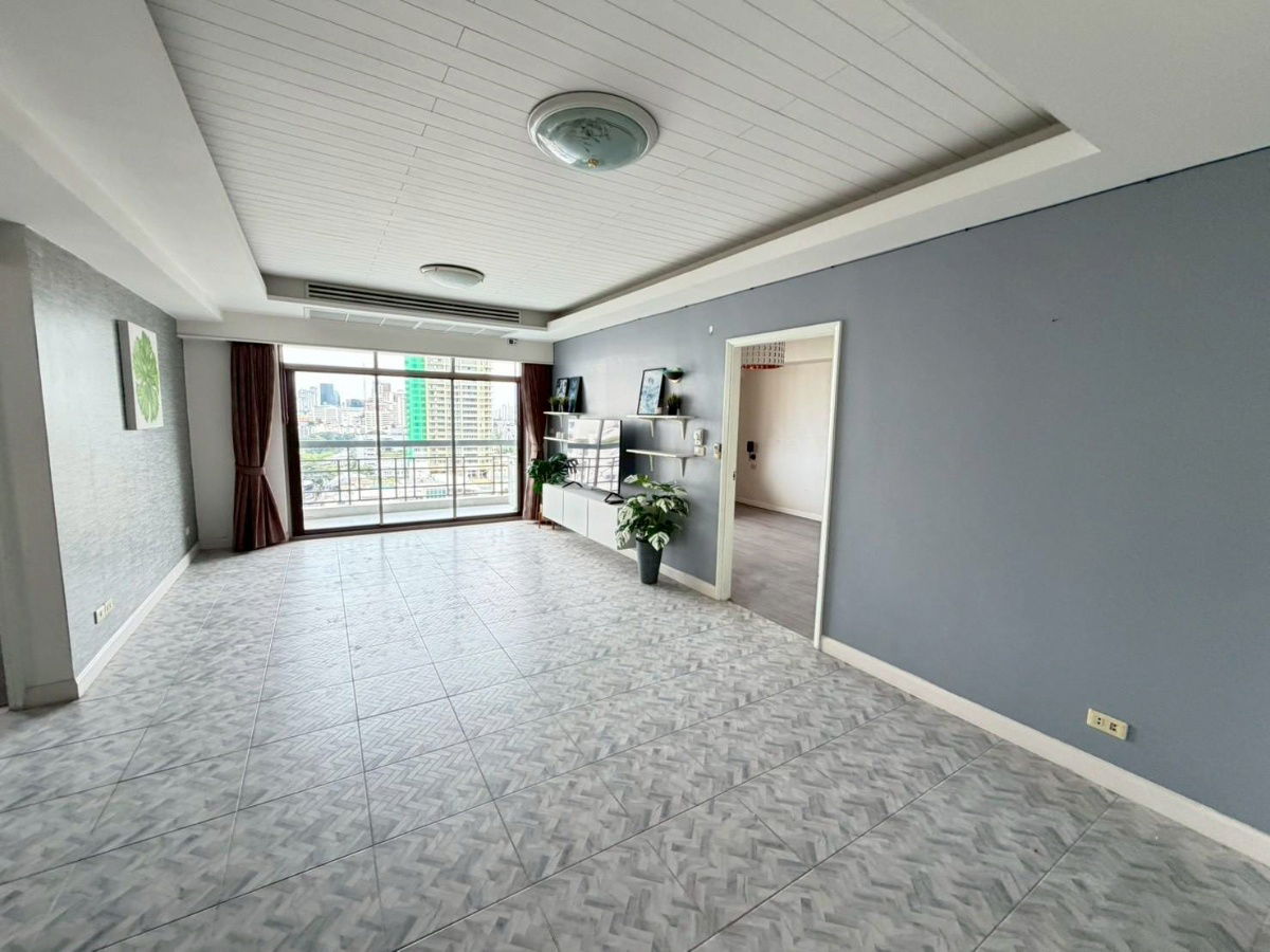 รูป LTH13726 – Condo for Sale | Royal Castle | 140 sqm | 3 Beds 2 Baths | Near BTS Phrom Phong | 15.9 MB | คอนโดขาย รอยัลคาสเซิล สุขุมวิท 39 - รูปที่ 13/15