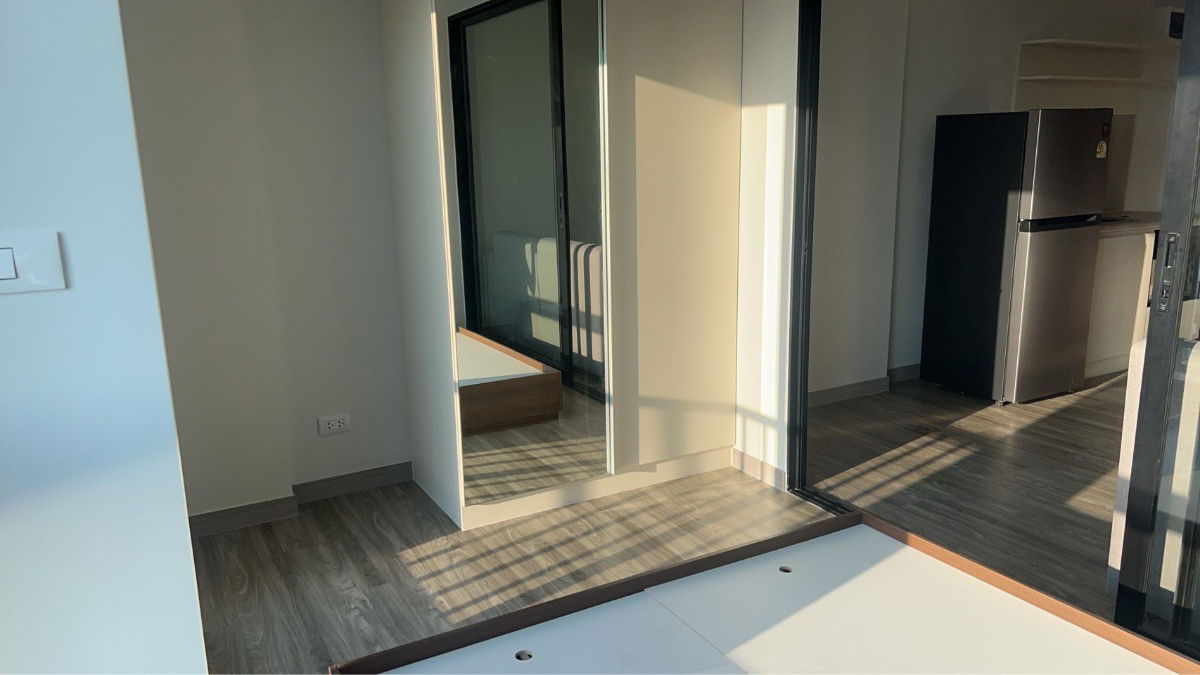 picture Condo for rent: Monte RSU near Rangsit University (Rental price: 12,000 baht) - 3/10