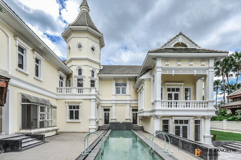 The Royal Residence Kaset-Nawamin ตั้งอยู่ท่ามกลางความสะดวกสบายของย่านเกษตรนวมินทร์