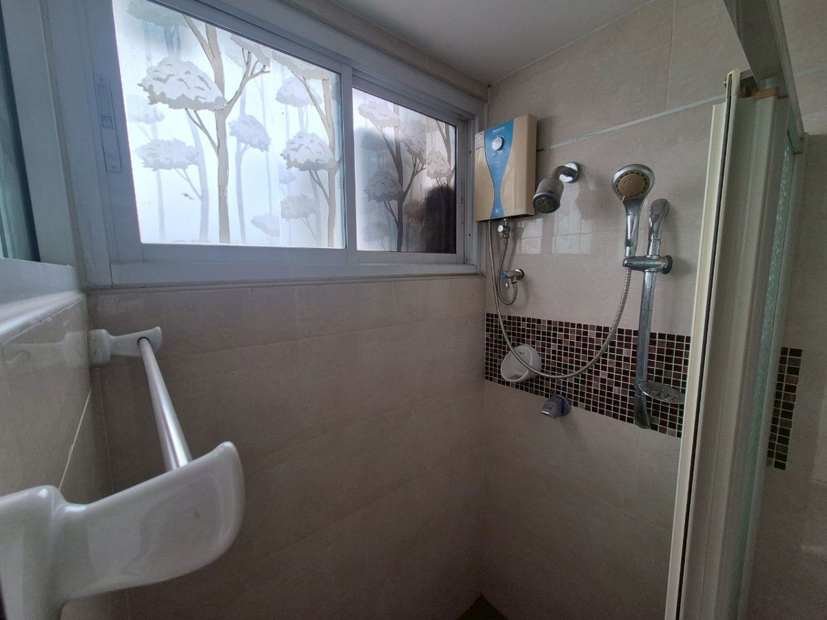 รูป JK 3109677 : แบงค์คอก ฮอไรซอน รามคำแหง - รูปที่ 11/13