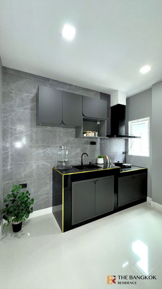 รูป The City Paholyothin ใกล้รถไฟฟ้าสายสีเขียว  - รูปที่ 7/12