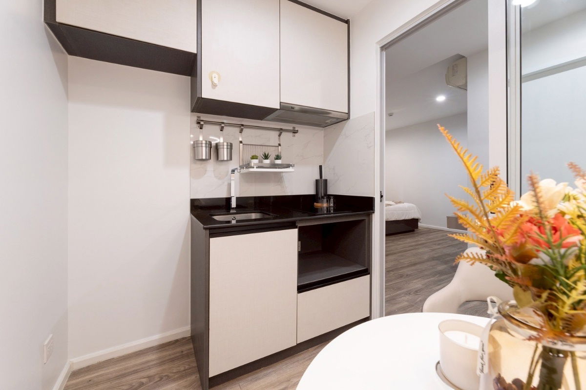 รูป ขายห้องรีโนเวทใหม่  📌 Condo Very ll Sukhumvit 72 📌 แต่งสวย ราคาดี 1.49 ลบ ฟรีโอน - รูปที่ 3/21