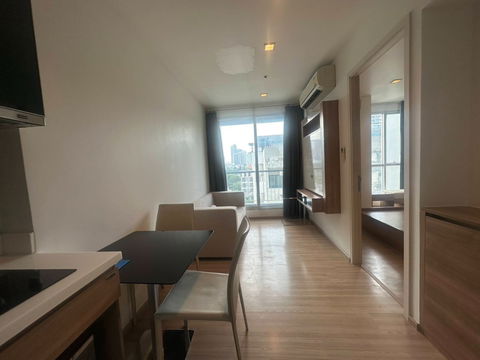 🔥Hot Deal🔥 For Rent 📌 Rhythm Phahol - Ari (Line ID: @arent) Negotiable price! ✅ We also manage many other projects great deals on every rental!