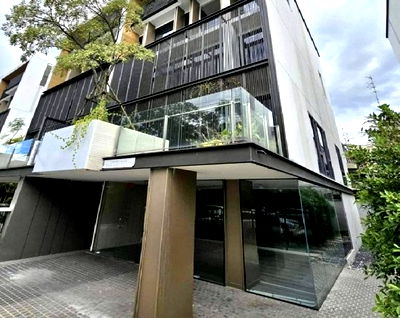 โฮมออฟฟิศให้เช่า : ให้เช่า โฮมออฟฟิศ 5 ชั้น โครงการ ดิ เอเลเมนท์ พระราม 9 แอร์ทั้งอาคาร / ลิฟต์ในตัว 