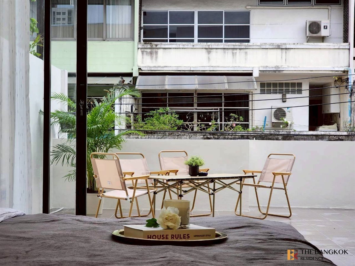 รูป House Area Rama 9 🏠 Spacious Family Home with 6 Bedrooms & 4 Bathrooms 📍 Rama 9 Zone  - รูปที่ 5/6