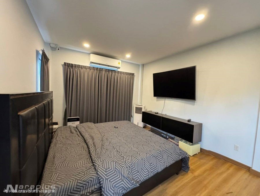 รูป 68121148 : ขายบ้านเดี่ยว 2 ชั้น หลังริม ขนาด 3 ห้องนอน บนที่ดิน 58.1 ตารางวา หมู่บ้าน Centro ราชพฤกษ์ 2 นนทบุรี บ้านสวย - รูปที่ 16/20