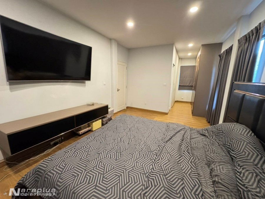 รูป 68121148 : ขายบ้านเดี่ยว 2 ชั้น หลังริม ขนาด 3 ห้องนอน บนที่ดิน 58.1 ตารางวา หมู่บ้าน Centro ราชพฤกษ์ 2 นนทบุรี บ้านสวย - รูปที่ 15/20