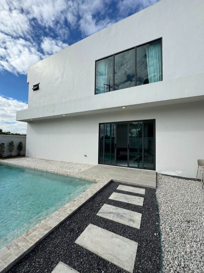 picture For rent pool villa style modern Thungklom Pattaya - 12/14