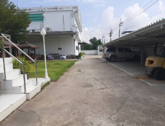 รูป  ให้เช่าโรงงานพร้อมสำนักงาน พื้นที่สีม่วง / บนที่ดิน 4 ไร่ อยู่ในนิคมอุตสาหกรรมนำไกร ลาดกระบัง /ใช้สอยรวม 4050 ตารางเมตร /  รถเทรลเลอร์ เข้าออกได้ - รูปที่ 13/13