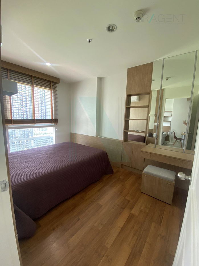 รูป ให้เช่าคอนโด เดอะ มาร์ค รัชดา – แอร์พอร์ตลิ้งค์ อาคาร 1 ชั้น 15 1 ห้องนอน ขนาด 40.00 ตรม ใกล้ ฟอร์จูน รัชดา - รูปที่ 6/8