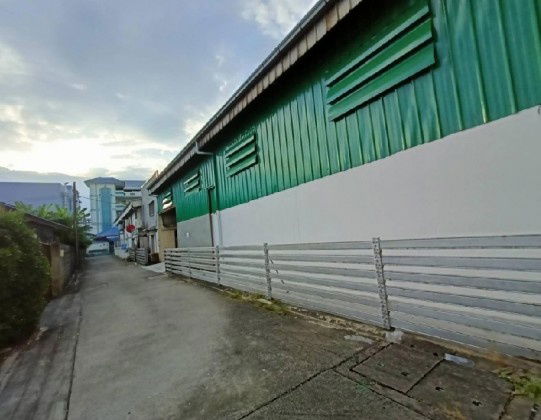 รูป ให้เช่าโกดัง พร้อมสำนักงาน ทำเลพัฒนาการ / มีชั้นวางสินค้าในโกดัง / พื้นที่ใช้สอย 400 ตารางเมตร / ซอยพัฒนาการ เข้าซอยไม่ลึก ทำเลดีมาก - รูปที่ 9/12