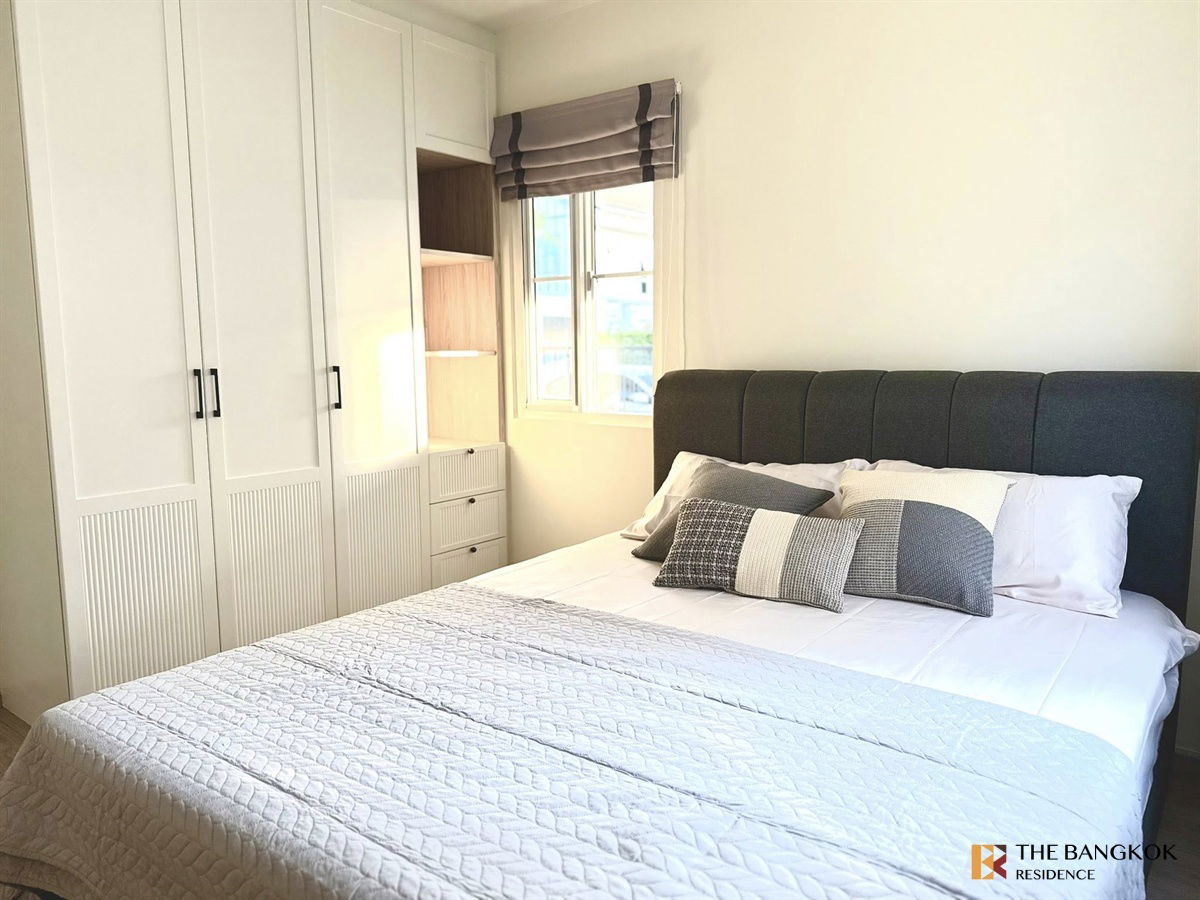 รูป Villaggio 3 Srinakarin-Bangna ⭐ บ้านเดี่ยว 4 ห้องนอน Stylish & Fully Furnished 🛋️ - รูปที่ 3/12