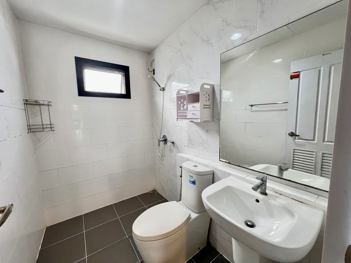 picture **For Sale | Sena Park Ville Ramintra – Wongwaen Move-in Ready Single House with Solar Cell | Near BTS Ramintra KM.9** - 22/29