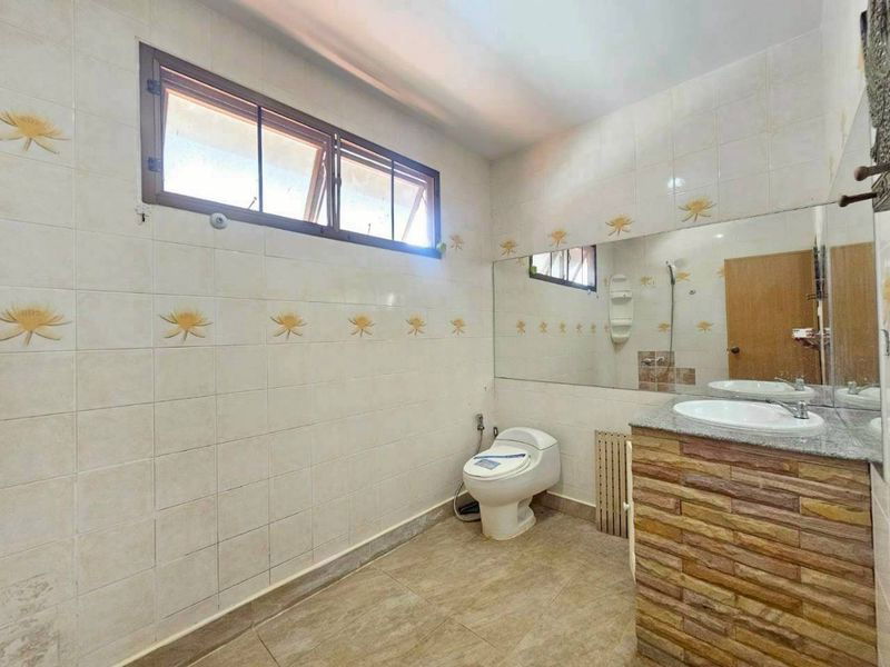 picture Second-hand detached house for sale, Ek Mongkol Village 2, Jomtien, Pattaya, Chonburi - 13/19