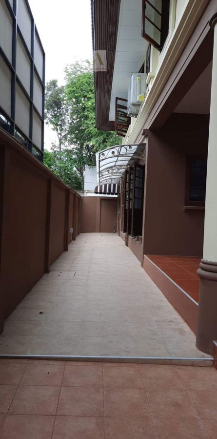 รูป บ้านเช่าห้วยขวาง บ้านใกล้รถไฟฟ้า AH628 ให้เช่าบ้านเดี่ยว 2 ชั้นพร้อมเฟอร์นิเจอร์ ซอย 20 มิถุนา ถนนสุทธิสาร ใกล้MRTสุทธิสาร ห้วยขวาง - รูปที่ 8/16