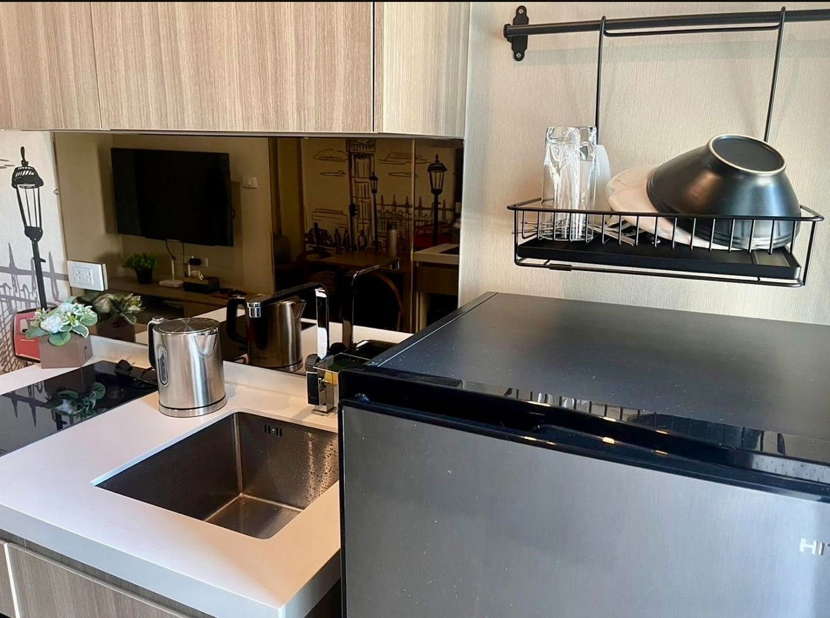 picture code : E93 Altitude Unicorn Sathorn–Thapra - 4/12