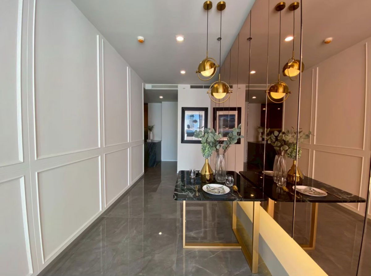 picture ðâĻ Exclusive Offer â Fully Furnished Condo at Noble Ploenchit - 8/20