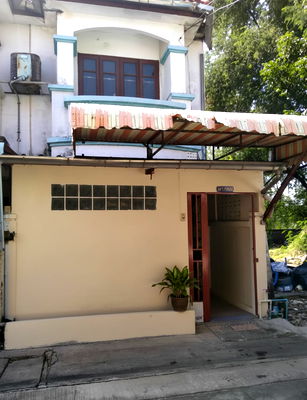 ทาวน์โฮมให้เช่า : ปล่อยเช่า บ้านนริศา บ้านกล้วย-ไทรน้อย บางบัวทอง