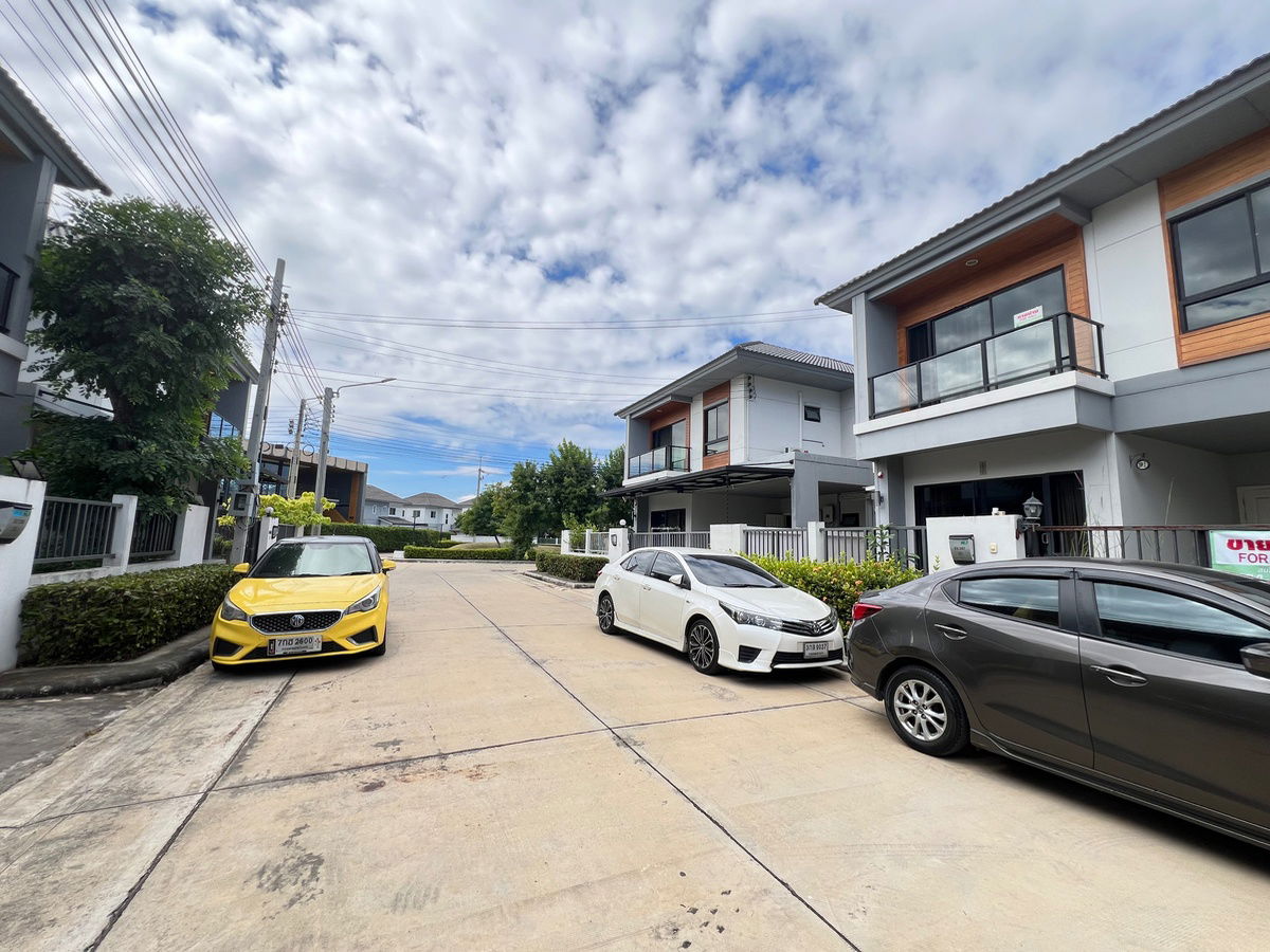 picture **For Sale | Sena Park Ville Ramintra – Wongwaen Move-in Ready Single House with Solar Cell | Near BTS Ramintra KM.9** - 29/29