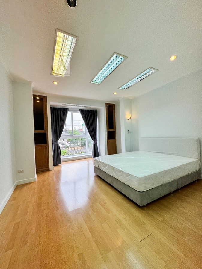 รูป บ้านเช่าลาดพร้าว บ้านเช่าวังหิน บ้านเช่าโชคชัย4 AH627 ให้เช่าบ้านเดี่ยว 2 ชั้น ย่านลาดพร้าววังหิน โชคชัย4 ใกล้ถนนเกษตรนวมินทร์ - รูปที่ 9/13