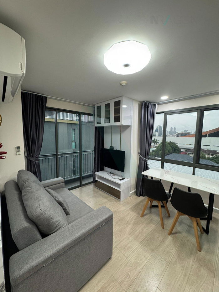 picture For Sell Condo METRO LUXE ROSE GOLD PHAHOL-SUTTHISAN Building A, Floor 8,2 bed room, Room size 53 sqm - 1/8