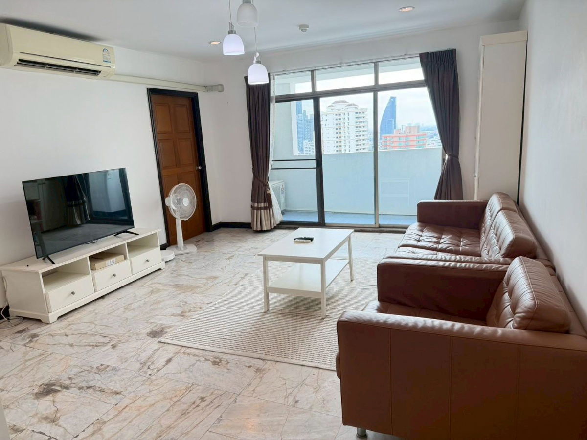 รูป LTH13724 – Condo for Rent | Royal Castle | 110 sqm | 2 Beds 2 Baths | Near BTS Phrom Phong | 45K/Month | คอนโดให้เช่า รอยัลคาสเซิล สุขุมวิท 39 - รูปที่ 1/12