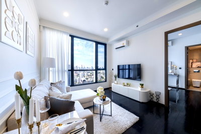 Condos for sale : 1-bedroom, 36 sq.m. condo for sale in the heart of Thonglor, Park Origin Thonglor.