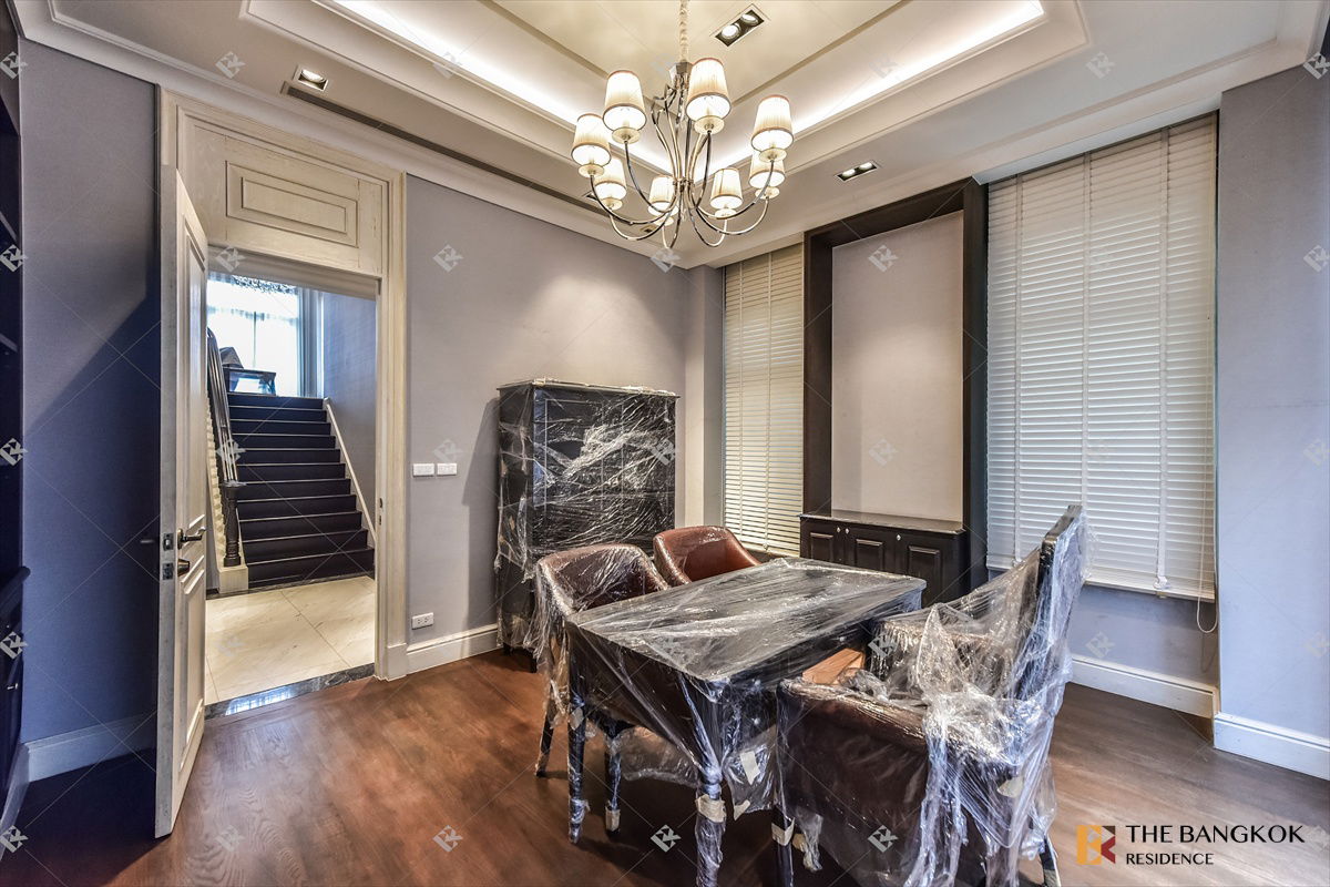 picture The Royal Residence Kaset-Nawamin combines the prosperity of the potential location. - 21/42