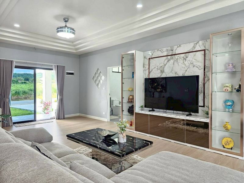 picture Luxury pool villa for sale in Bang Saray area, fully furnished, move in Ready - 5/17