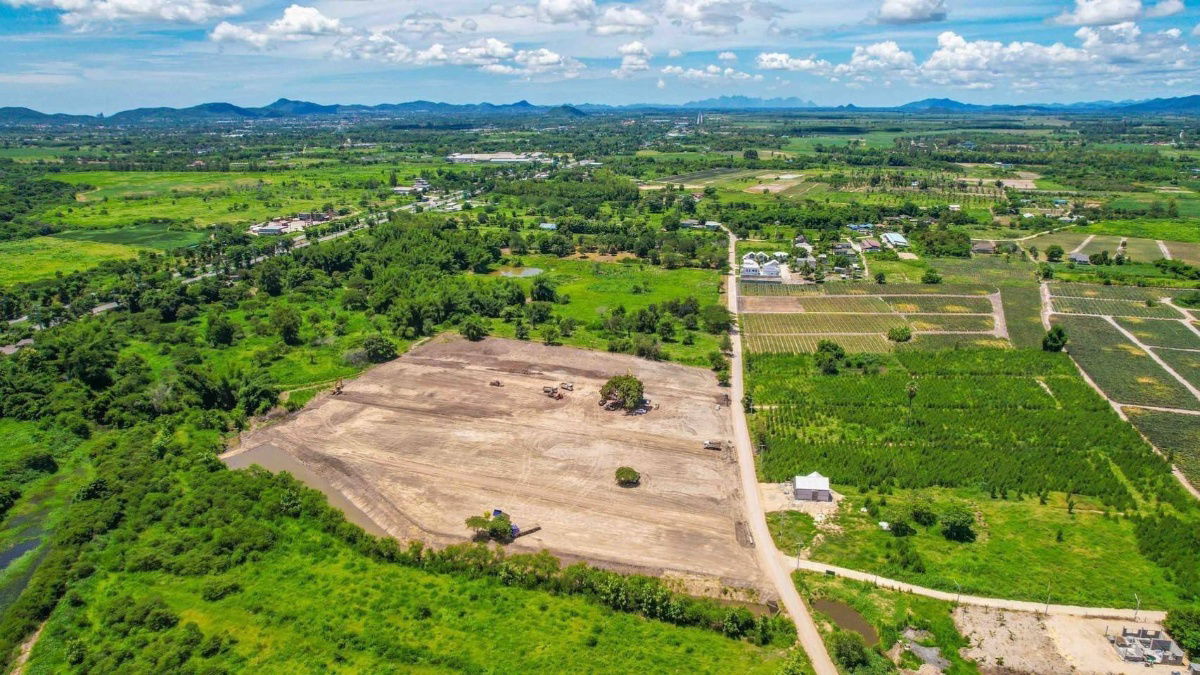 รูป หัวหินถิ่นทำเลต.หินเหล็กไฟประจวบผ่อน12เดือนฟรีดอกเบี้ย200ตรว790000ทำสัญญา100000ใกล้ตลาดน้ำสามพัน17กมชายหาดหัวหิน16กมตลาดนัดหนองขอน7.7กมถนนบายพาส2.6กม - รูปที่ 3/19