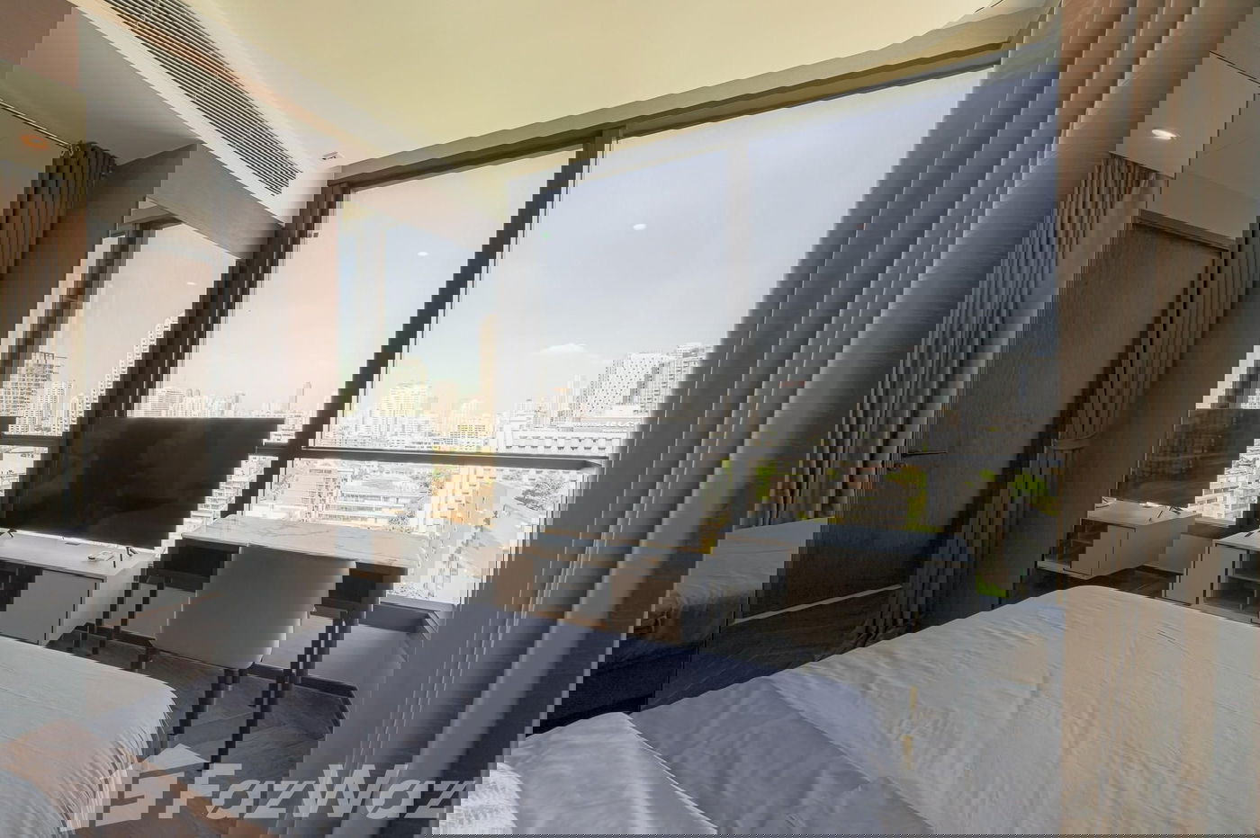 picture . 1970066 - 30/34