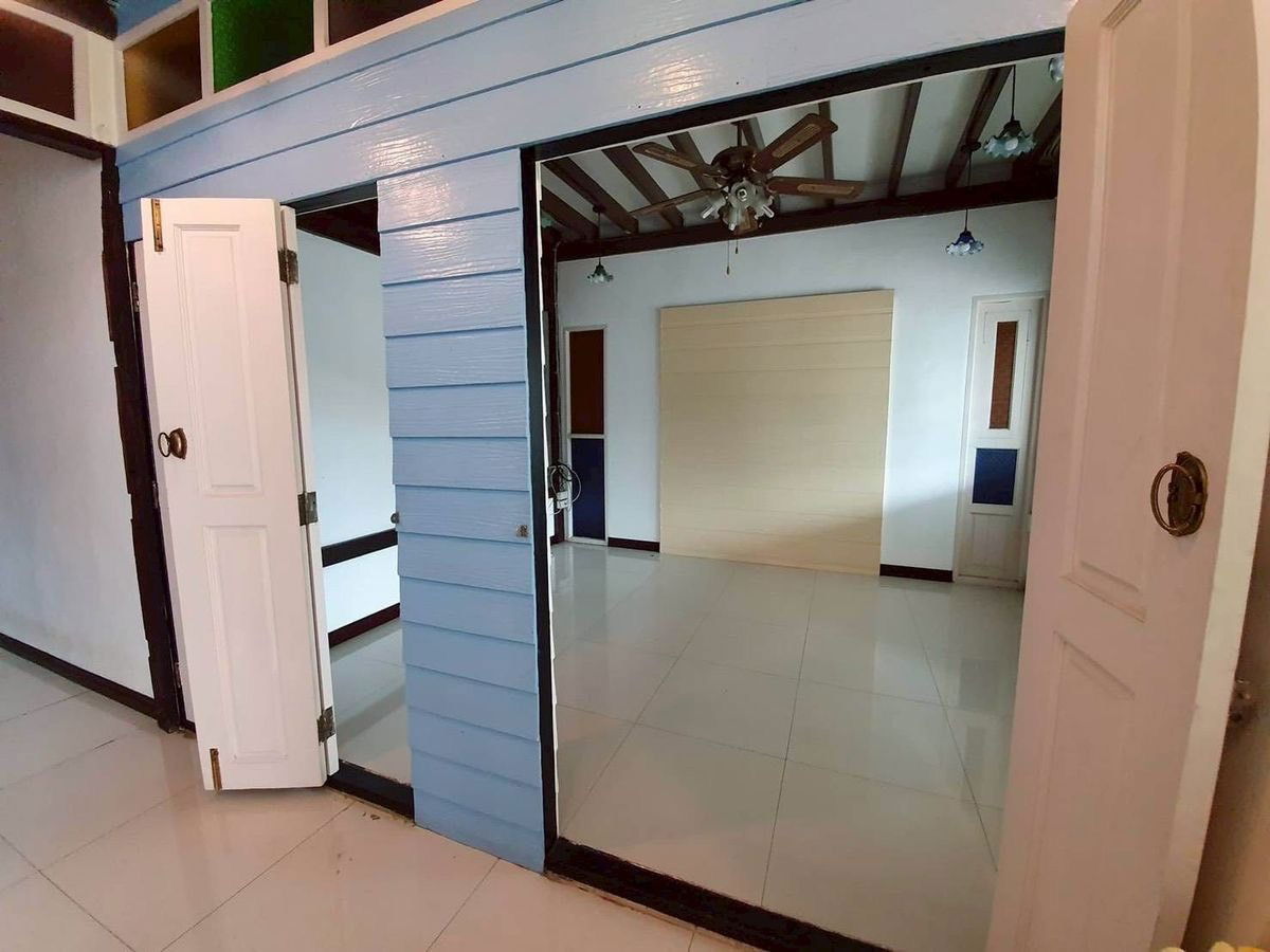 รูป 🔑 ให้เช่าและปล่อยขายบ้านเดี่ยว 2 ชั้น ใจกลางรัชดาภิเษก ซอย 7 📍 ทำเลดีเยี่ยม ใกล้รถไฟฟ้า MRT และศูนย์กลางธุรกิจ - รูปที่ 9/11