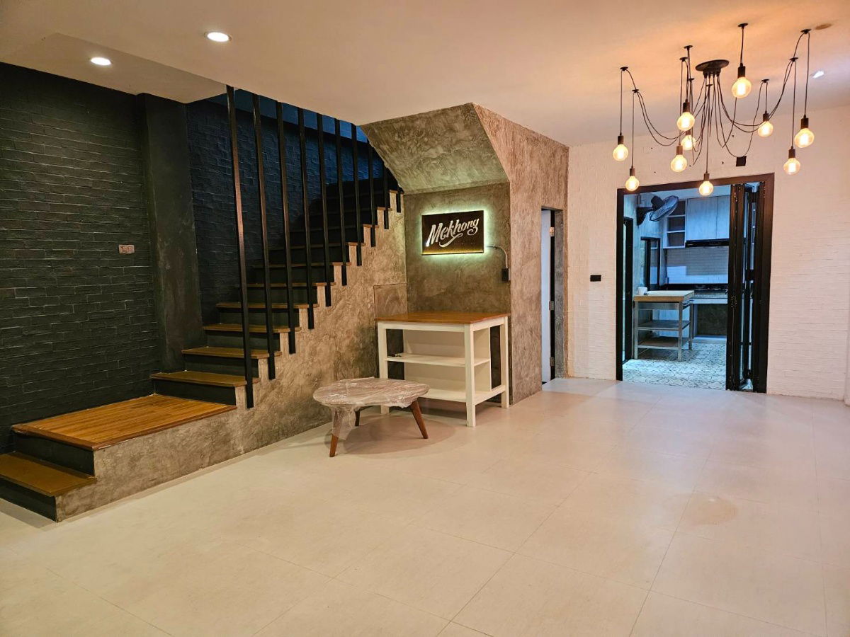 รูป Haus 35 แจ้งวัฒนะ — บ้านสวย ทำเลดี ใกล้รถไฟฟ้าเพียง 600 เมตร! - รูปที่ 1/28