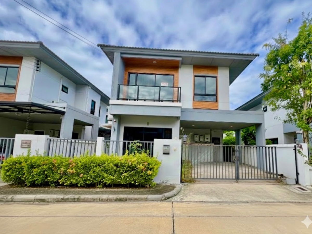 picture **For Sale | Sena Park Ville Ramintra – Wongwaen Move-in Ready Single House with Solar Cell | Near BTS Ramintra KM.9** - 1/29