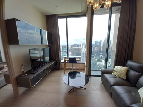 For Rent condo The Esse Asoke fully furnished (S15-30871) 