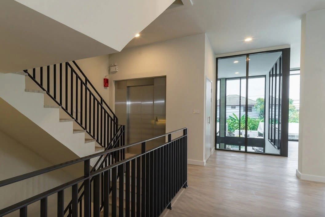 picture For rent ELSE Sukonthasawat 26 Modern Luxury Home office - 6/8