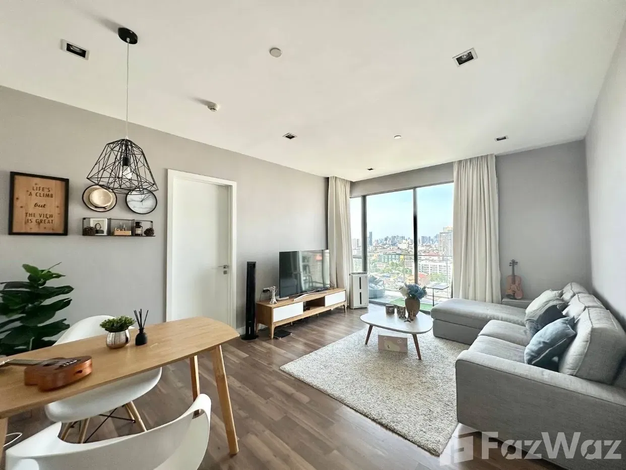 picture 2 Bedroom Condo for sale at The Room Sukhumvit 62 5911483 - 1/10