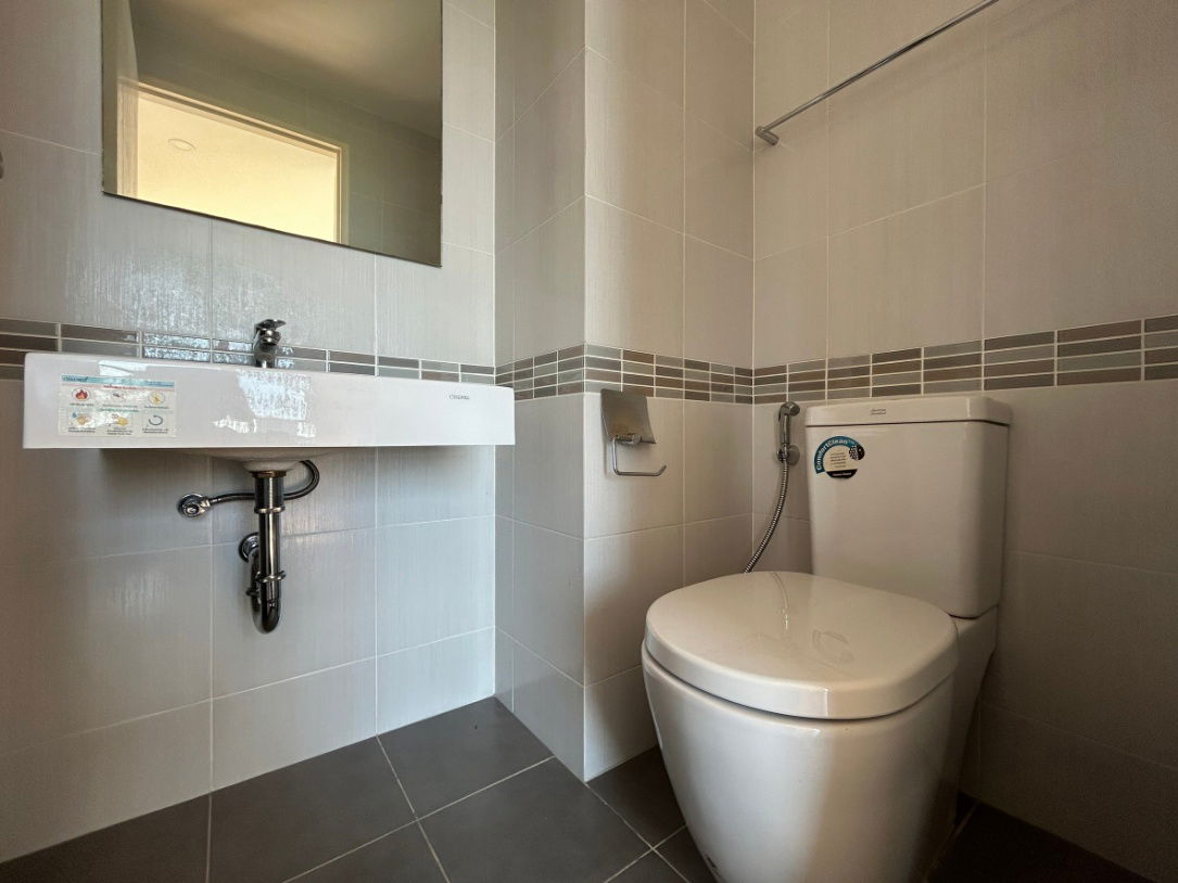 รูป JK 5632008 : ลุมพินี เพลส บางนา กม.3 - รูปที่ 32/42