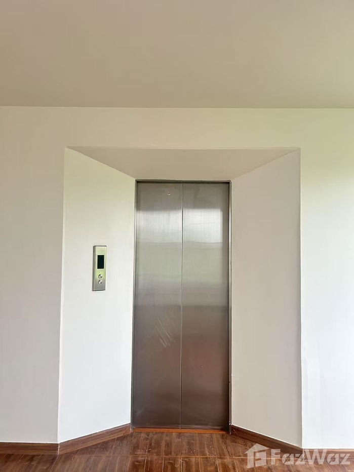 รูป ทาวน์เฮ้าส์ให้เช่า 10 ห้องนอน ในโครงการ บิซ แกลเลอเรีย นวลจันทร์ 5576051 - รูปที่ 4/30