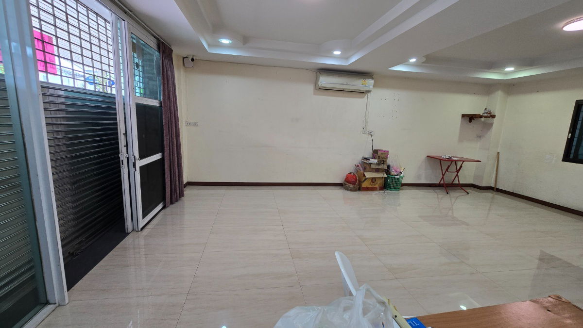 รูป 🏢 ให้เช่าโฮมออฟฟิศ 5 ชั้น — ทำเลทอง ย่านห้วยขวาง  - รูปที่ 2/15