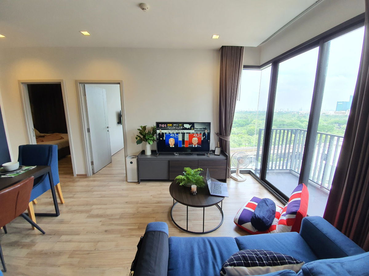 รูป 🔥 Rare Item ตัวจริง! The Line จตุจักร – ห้องมุมกระจกโค้ง วิวสวนจตุจักร + วิวสระ ครบที่สุดเท่าที่โครงการนี้จะให้ได้! - รูปที่ 3/12