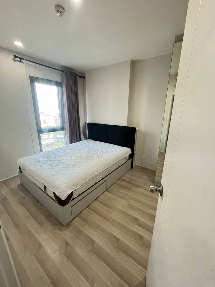 picture condo Centric Ratchada Huai Khwang fully furnished and best price ready to move in - 1/11