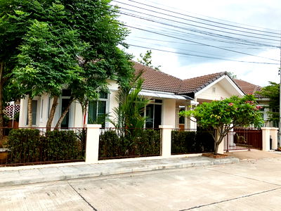 บ้านเดี่ยว เชียงใหม่ : ขายบ้านเดี่ยวชั้นเดียว  3 ห้องนอน  2 ห้องน้ำ  1 ห้องครัว  1 ที่จอดรถ