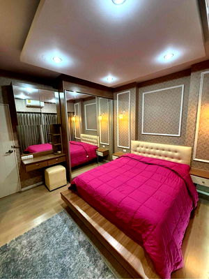 เช่าบ้านเดี่ยว วิทยาลัยพณิชยการบางนา : หมู่บ้านกลางเมืองสุขุมวิท 77 3B3B 3 ชั้น ขนาด 20 ตร.ว พื้นที่ใช้สอย 178 ตร.ม เช่า 45,000 บาท/เดือน Ready to move in  