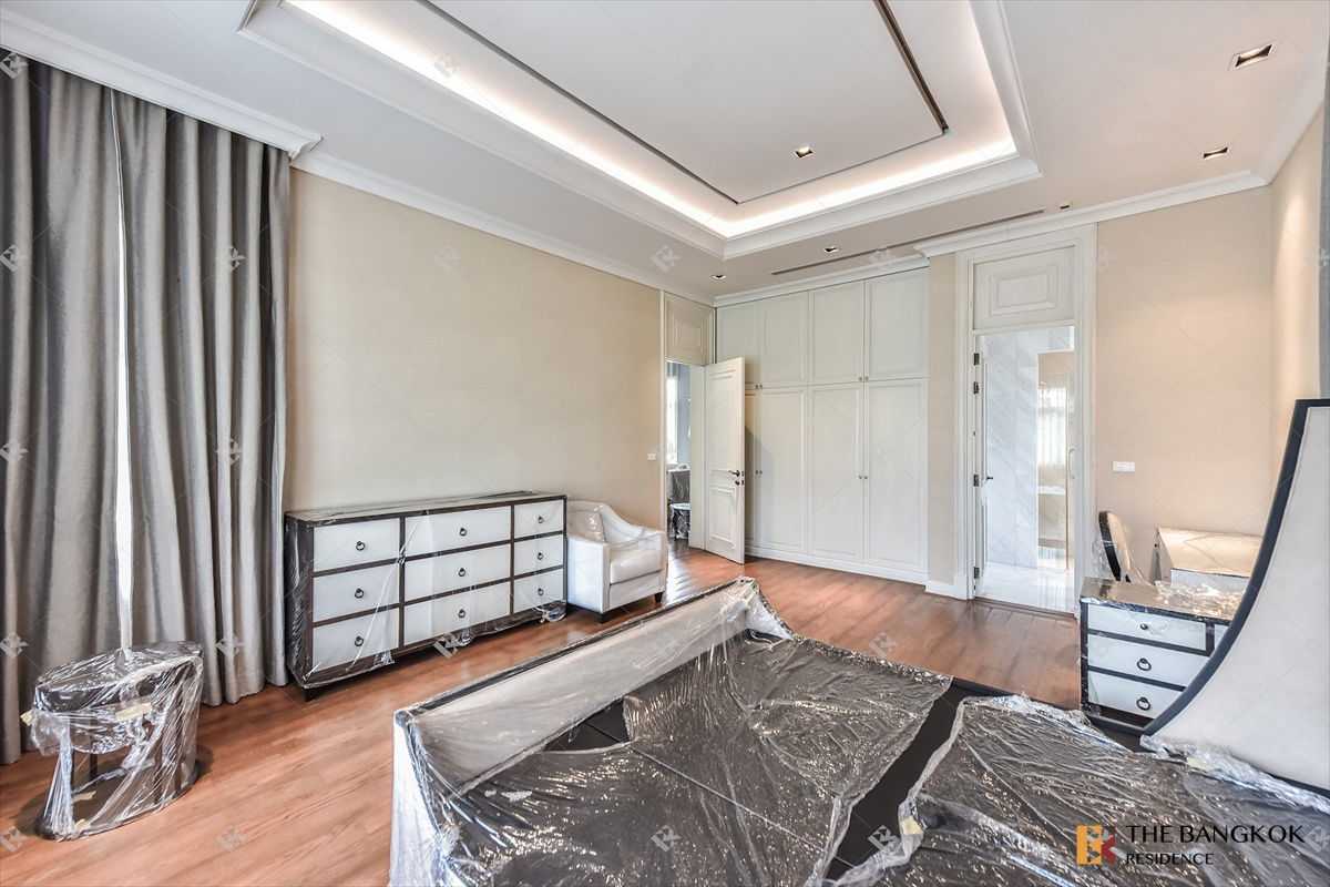 picture The Royal Residence Kaset-Nawamin combines the prosperity of the potential location. - 5/42