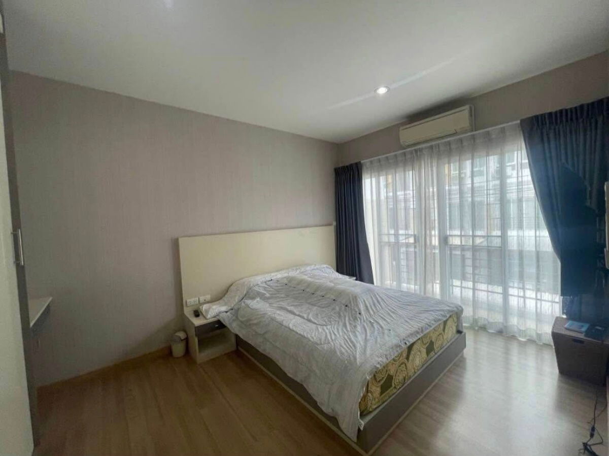 รูป ทาวน์เฮ้าส์ให้เช่า 📍 Panasiri Residences Kaset - Nawamin 📍 3 ห้องนอน 3 ห้องน้ำ เฟอร์นิเจอร์ และ เครื่องใช้ไฟฟ้าครบ  - รูปที่ 6/11