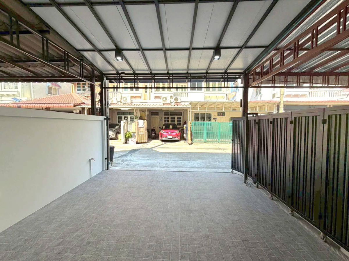 รูป ทาวน์โฮม 3 ชั้น เล่นระดับ แต่งใหม่ ซอยนาคนิวาส37 โชคชัย4 ซอยนาคนิวาส37 แยก 1-8 ถนนประดิษฐ์มนูธรรม ลาดพร้าว - รูปที่ 4/37