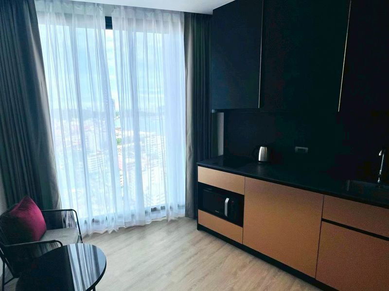 picture Luxury Condo for Sale in Pattaya – The Edge Central Pattaya Condo (FQ) - 9/16